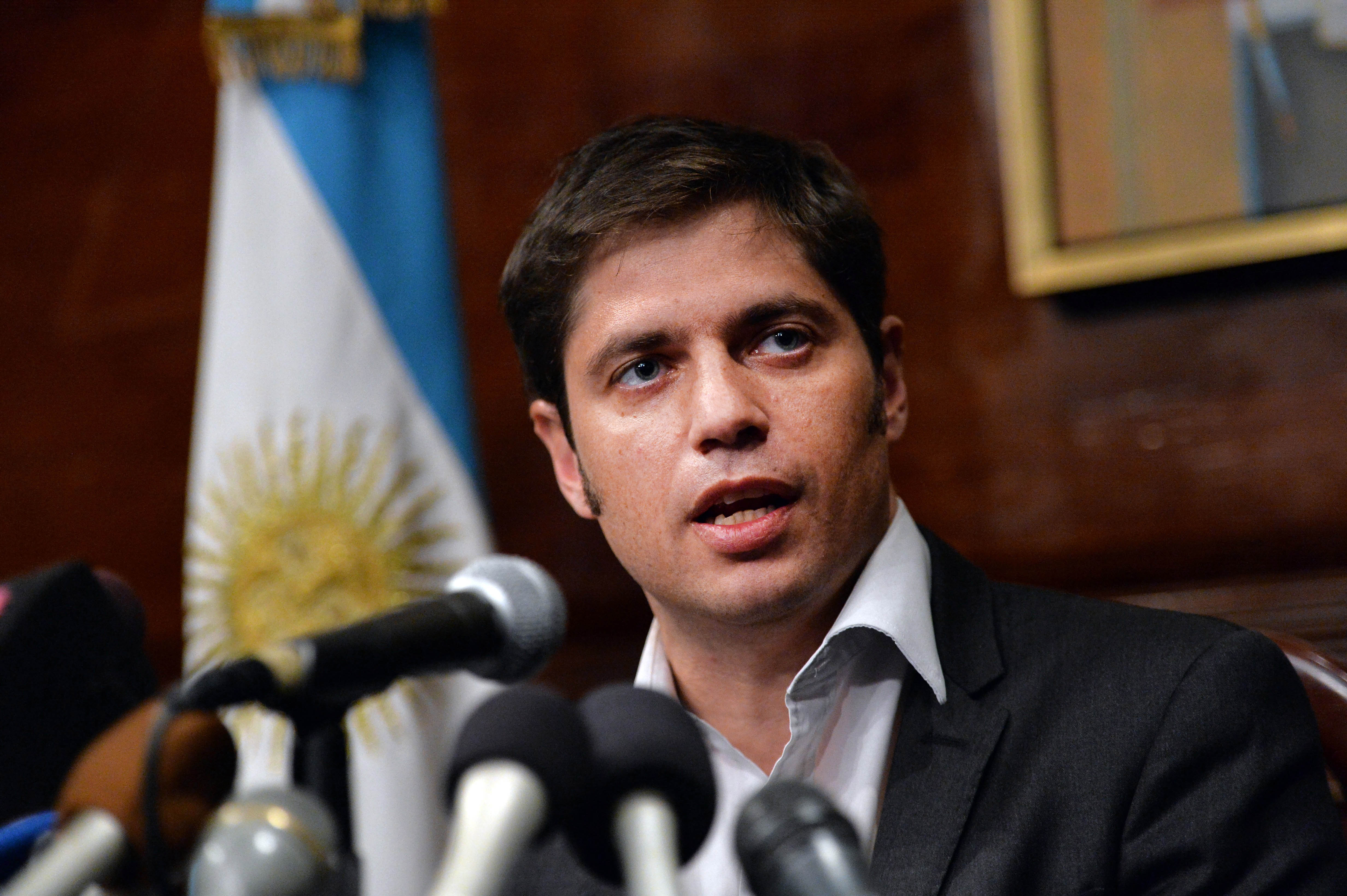 Kicillof anunció beneficios a productores de leche