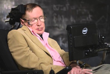 El software que usa Stephen Hawking está disponible para todos