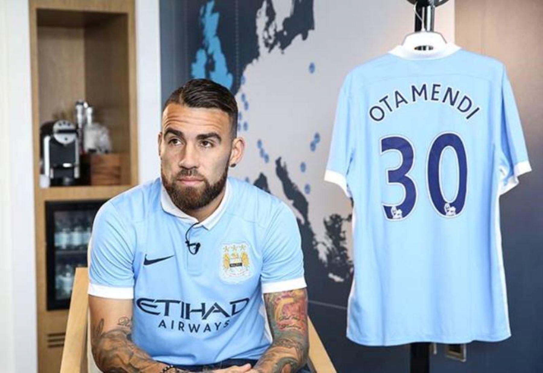 Manchester City pagó cerca de 45 millones de euros por Otamendi