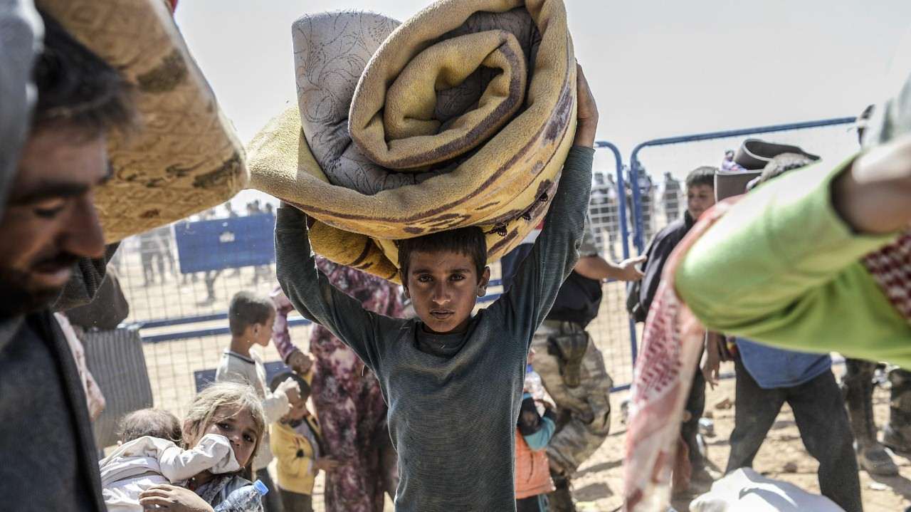 La Comisión pide a los Estados que se repartan 120.000 refugiados más