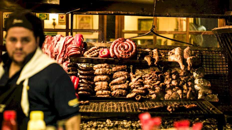 Uruguay defiende carne “natural” del país frente a la alerta de la OMS