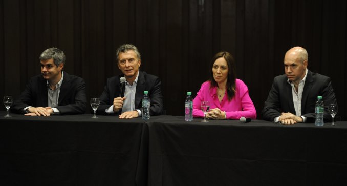 Emergencia en Seguridad, Ganancias y dólar, las claves que propone Macri