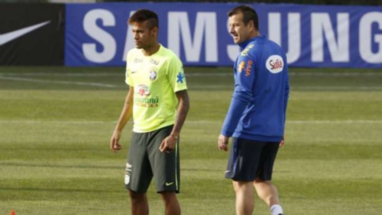 Dunga le planteará un dibujo a Argentina en torno a Neymar