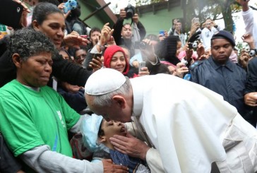 El papa Francisco llegó a Kenia, donde inicia su primera gira por África