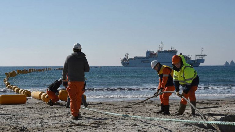 Microsoft y Facebook se aliaron para construir el cable con la banda ancha más potente del mundo