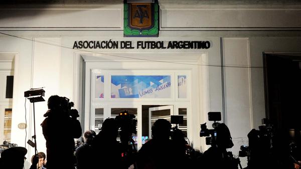 Se agrava la crisis en la AFA: la B Nacional va al paro por tiempo indeterminado