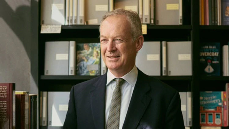 Quién es James Daunt, el empresario británico que está reinventando las librerías