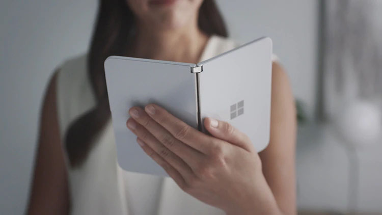 Microsoft presentó su smartphone plegable: Surface Duo