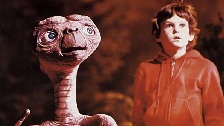 E.T. volvió a la Tierra 37 años después para reunirse con su amigo Elliott en un comercial conmovedor