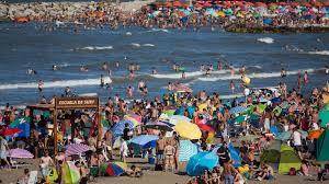 Con una ocupación cercana al 100%, Pinamar vive uno de los mejores veranos de su historia