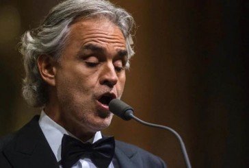 En medio de la cuarentena total por el coronavirus, Andrea Bocelli ofreció un show en vivo por Pascua desde el Duomo de Milán