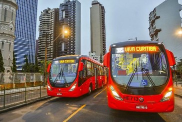 Las claves del sistema de colectivos de Curitiba para garantizar la accesibilidad de miles de personas con discapacidad