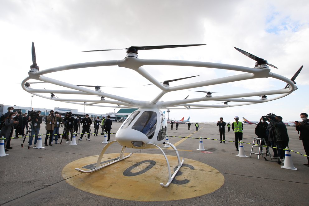 Taxis aéreos, más cerca de ser una realidad: Volocopter tuvo primer vuelo tripulado en Seúl