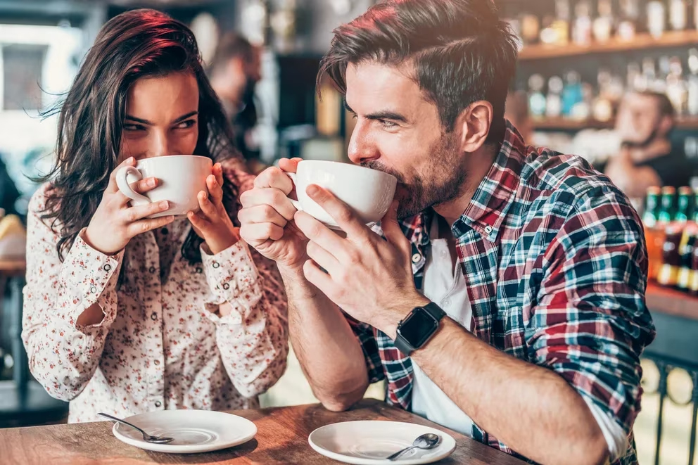 Café o té: cuál es la infusión que aporta más beneficios para la salud