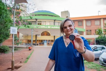 Tuvo un extraño tipo de cáncer cuando era bebé, lo superó y hoy estudia medicina: “Quiero darle algo a la ciencia”