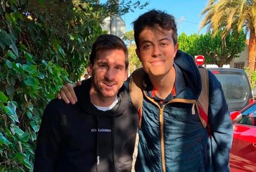 “¡Eh, cordobés!”, el fanático que Messi saludó por las calles de Barcelona y ahora cumple misiones solidarias