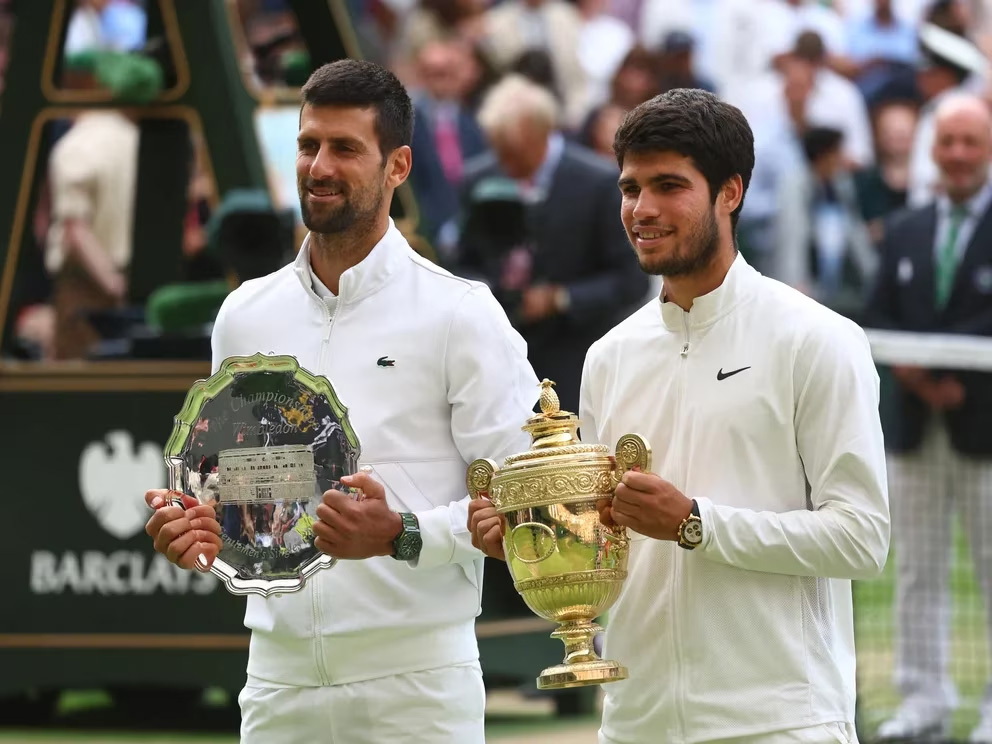 Carlos Alcaraz venció a Novak Djokovic y se consagró campeón de Wimbledon por primera vez en su historia