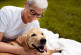 Qué es la canoterapia y cómo el vínculo con perros ayuda a potenciar la salud de las personas