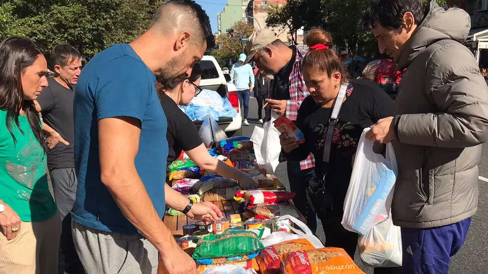 Son vecinos de Boedo desde hace 40 años, mantienen vivo el espíritu del barrio y promueven la solidaridad